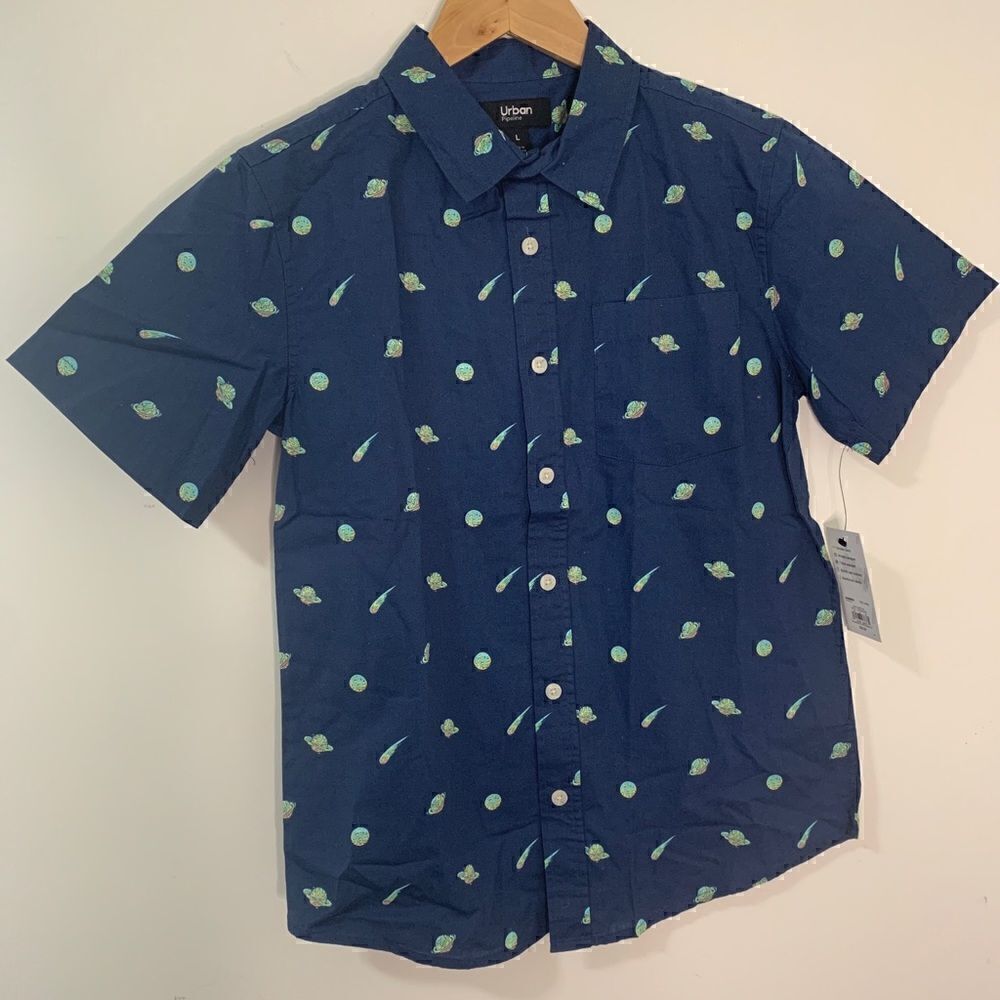 Urban Pipeline Boys Blue Planet Print Short Sleeve Button-Down Poplin Shirt  L
